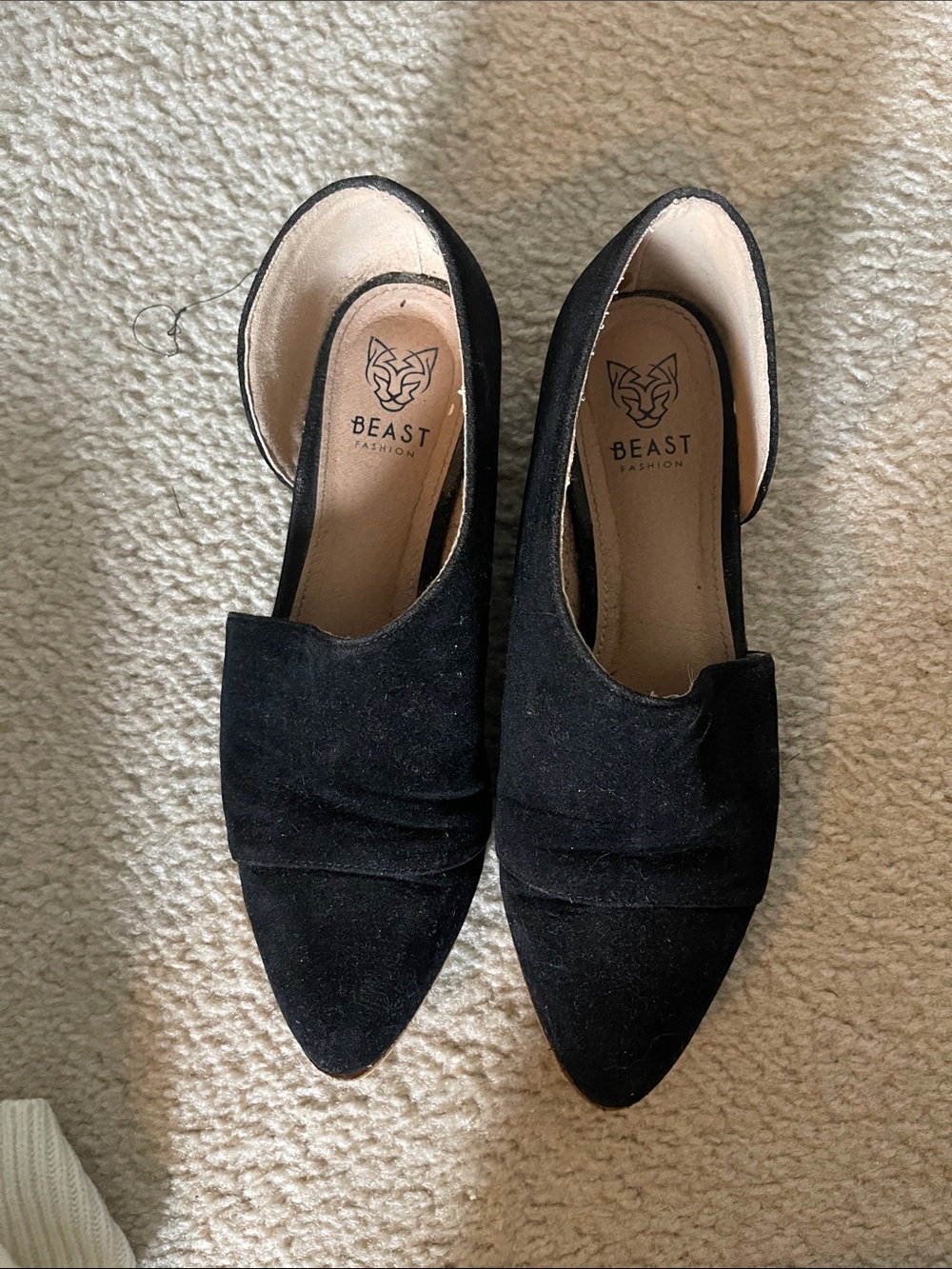 BEAST FASHION Black Pointed Suede Slip-On Flats